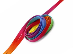 Lacci tubolari colorati con stampa in sublimazione a gradiente arcobaleno.