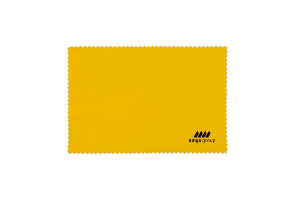 Panno giallo in microfibra 10×15 cm – stampa a sublimazione a colori, qualità certificata ed ecologica di AMGS Group.